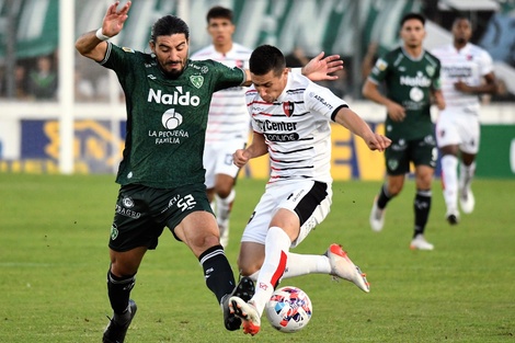 Newell's sumó un punto y Rosario Central, silbidos en la previa del clásico