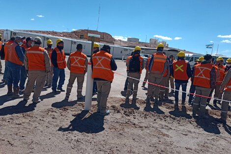 Paro de trabajadores en la minera Galaxy Lithium 