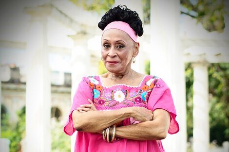 Omara Portuondo graba y gira a los 91 años: "Mi lugar favorito será siempre el escenario"