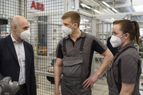 Horacio Rodríguez Larreta recorrió un centro de formación en prácticas laborales, en Berlín.