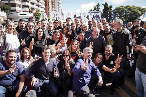 Máximo, Kicillof, De Pedro e Insaurralde, juntos en la marcha por la Memoria