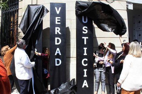 Acto frente la ex comisaría 4º, el principal centro de detención en Santa Fe.