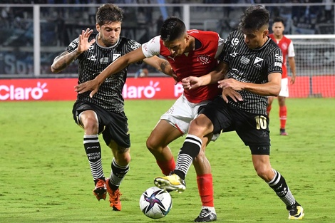 Copa Argentina: Independiente evitó el papelón en los penales ante Central Norte