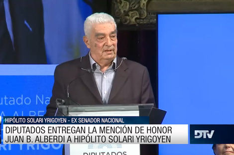 Diputados reconoció a Hipólito Solari Yrigoyen con la mención de honor "Juan B. Alberdi"