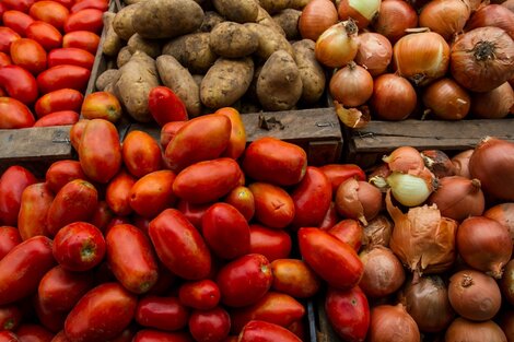 La canasta regulada de frutas y verduras ya tiene fecha