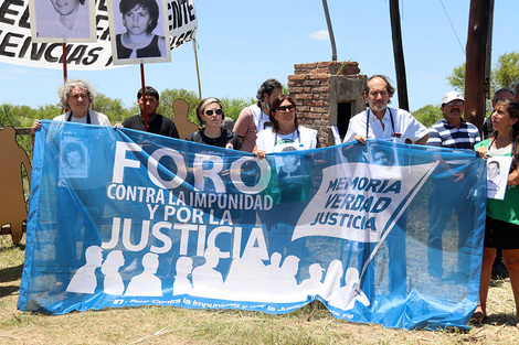 "Hemos leído estas expresiones con profunda indignación", dice el documento