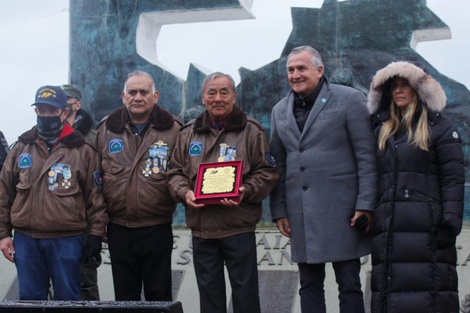 Gerardo Morales participó en la vigilia por los 40 años de la gesta de Malvinas