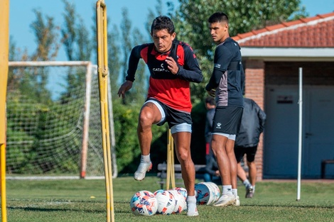 Copa Libertadores: Colón pone primera ante un histórico, Peñarol