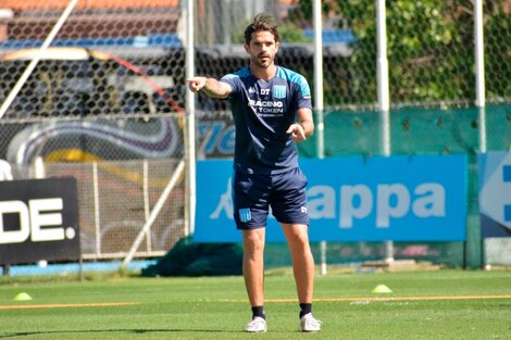 Racing y Lanús se presentan este jueves en la Copa Sudamericana