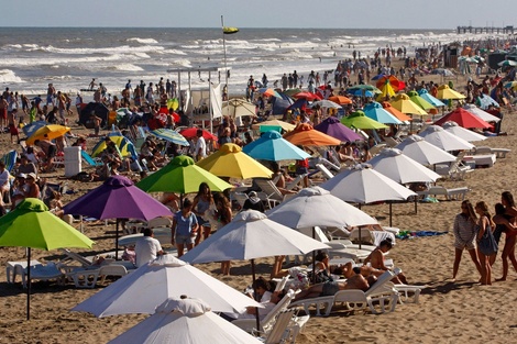 En Pinamar quieren privatizar una calle frente al mar