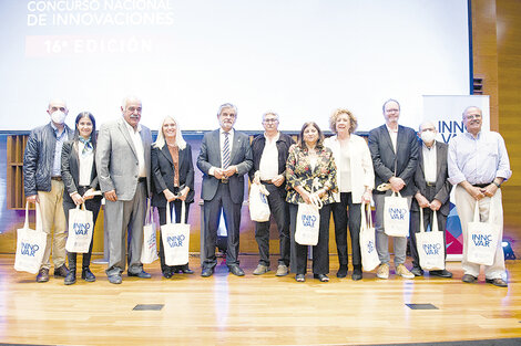 Los científicos distinguidos por los premios Innovar, del Ministerio de Ciencia y Tecnología.