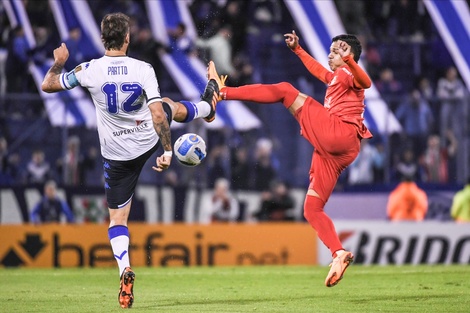 Vélez no pudo con Bragantino y sumó un punto de local por la Libertdores