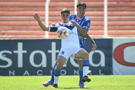 Joel Soñora no tuvo un buen partido en Vélez y fue reemplazado a los 59 minutos (Fuente: Télam)