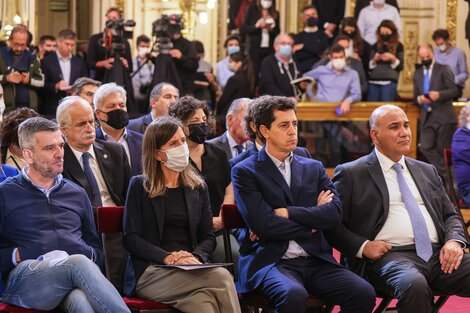 El gabinete en pleno escuchó los anuncios en la Casa Rosada