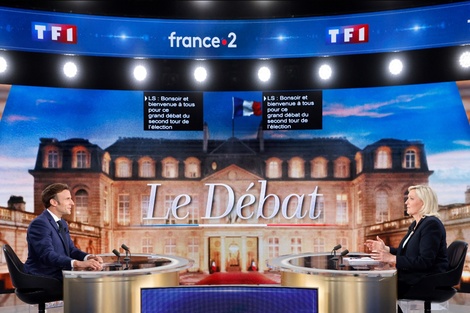 En un tenso debate, Macron mostró dominio de los temas y Le Pen evitó el papelón