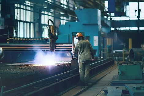 La industria, viento en popa