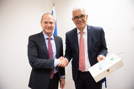 El ministro de Agricultura Julián Domiguez con su par de Israel, Oded Forer.