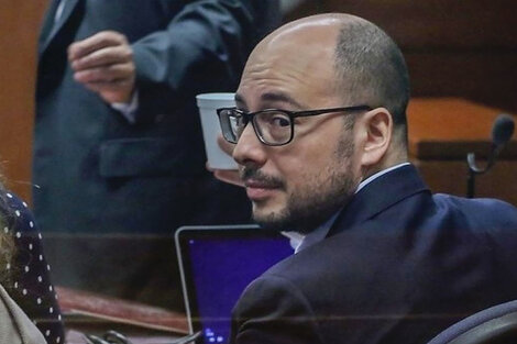 La sentencia, que podría llevar al cineasta a cumplir cinco años de cárcel por cada delito, será leída el lunes 16 de mayo próximo.