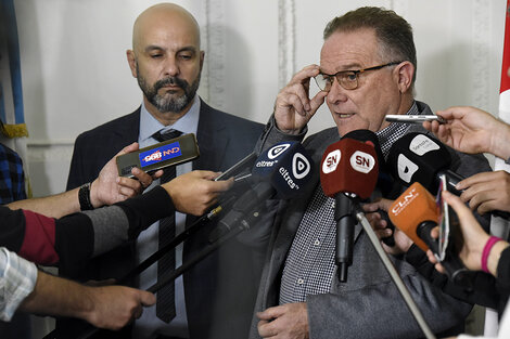 Brilloni junto a Lagna en conferencia de prensa. (Fuente: Andres Macera)