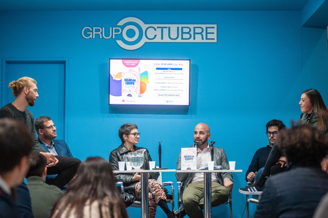 Emiiano Ojeda junto a Gisela Marziotta,  Darío Kusinsky, Facundo Imhoff, Federico Yáñez y Giselle Piamonte.