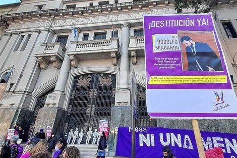 Una de las manifestaciones para pedir el jury a Mingarini.