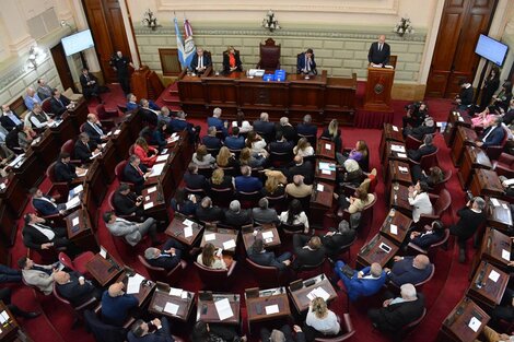 La Asamblea Legislativa escuchó al gobernador a lo largo de tres horas.