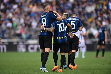 Milan e Inter siguen a todo ritmo en la Liga italiana