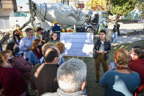 Mayra Mendoza: "Trabajamos para elevar el piso de dignidad de nuestros vecinos y vecinas" 