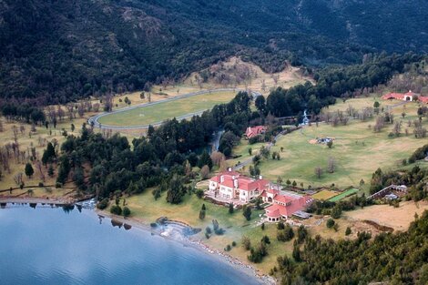 Joe Lewis posee 12 mil hectáneas en tierras patagónicas. 