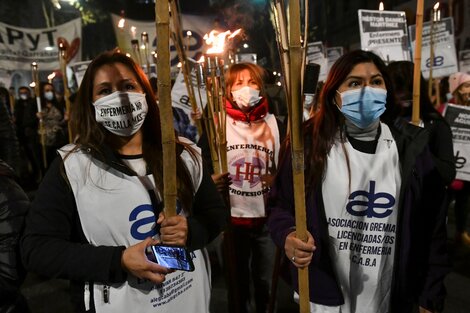 Paro y protesta de enfermeres porteñes