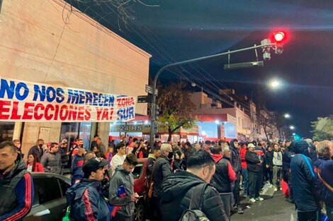 San Lorenzo: Otra marcha de hinchas contra Tinelli y Lammens