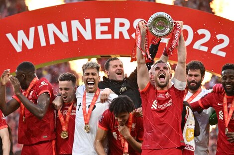 Liverpool, campeón por penales de la Copa de Inglaterra