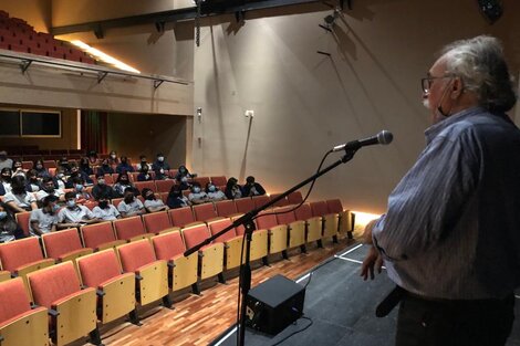 Desde Salta, relanzan el programa "Las escuelas van al cine"