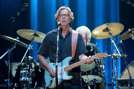 Eric Clapton tiene coronavirus y canceló sus shows en Italia y Suiza. 