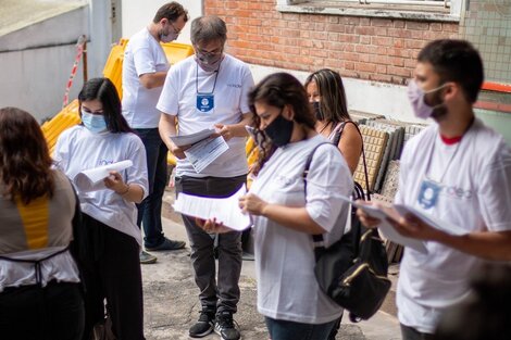 Si esa persona no hizo el cambio de domicilio podrá ser censada en la vivienda en la que reside. 