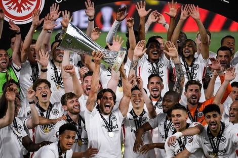 Europa League: Eintracht Frankfurt se coronó campeón con los goles de Borré