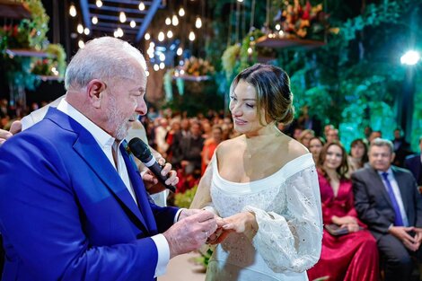 Lula dice que su boda abre una nueva etapa "de unión, esperanza y mucho amor"