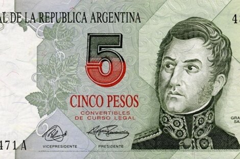 San Martín volvería a los billetes argentinos. El último que ilustró fue el de 5 pesos.