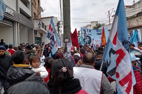 Reclamaron en las puertas de ANSES más Refuerzos de Ingresos