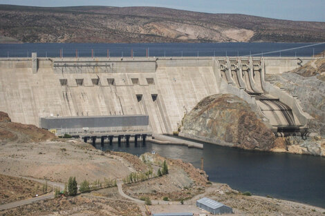 Se firmó un decreto decisivo: Política energética en alta tensión