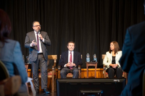 El ministro de Desarrollo Productivo, Matías Kulfa, presentando los proyectos vinculados a la producción de hidrógeno verde.