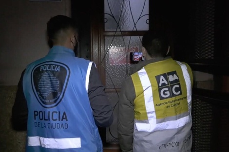 Clausuraron un sauna en Villa Urquiza y detuvieron a su encargada por presunta explotación sexual