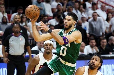 Jayson Tatum, la nueva estrella NBA: cómo soportar todo por un sueño