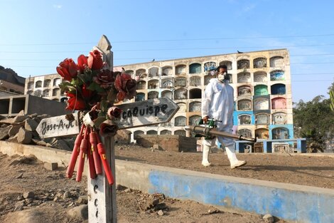 Asentado sobre 60 hectáreas y con más de un millón de nichos, el cementerio es un atractivo turístico que recibe dos millones de visitantes al año. Foto: Ministerio de Salud de Perú.