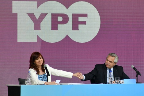 Cristina Kirchner y Alberto Fernández en Tecnópolis.