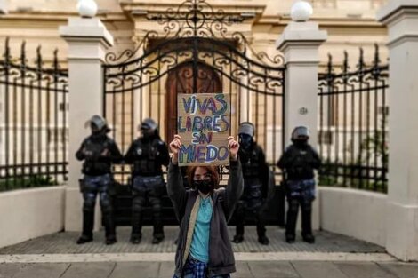  “Se murió pero todo el mundo sabe lo que hizo"   