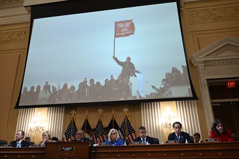 Asalto al Capitolio fue un "intento de golpe de Estado" alentado por Donald Trump