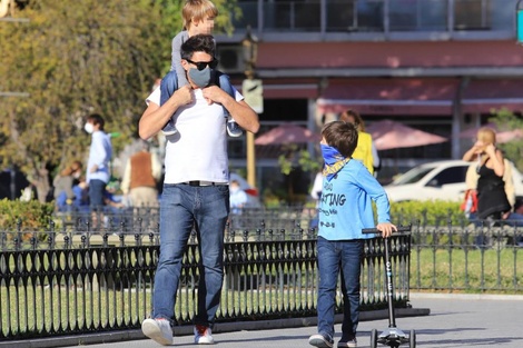  El día del padre evoca al amor y al reconocimiento hacia la figura del padre. (Foto: NA)