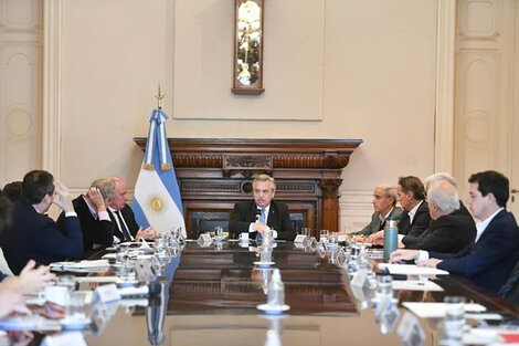 Una reunión de gabinete con la visita de Alberto Fernández