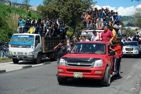 Ecuador: manifestantes indígenas llegan a Quito tras la liberación de su líder, Leonidas Iza